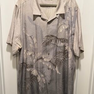 Tommy Bahama Beige and Gray Tropical Print Camp Shirt
